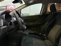 نيسان فيرسا